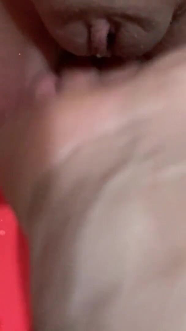 My boyfriend slams my pussy full with my piss (The little perverted girl) My boyfriend slams my pussy full with my piss (The little perverted girl)