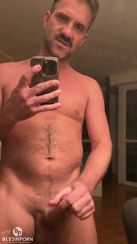 Jerking That Big Morning Wood Boner