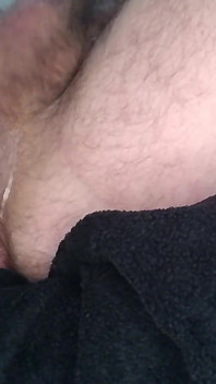 Lubing up My Ass