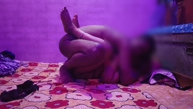 Starling: Video romántico de india