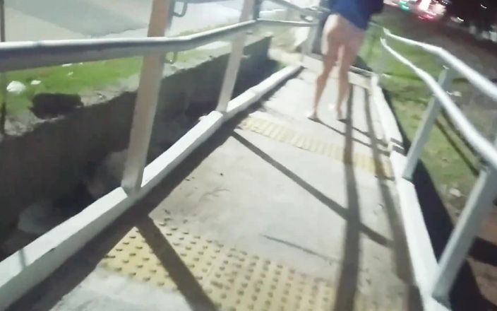 Activecouplearg: 裸の路上でのセックス