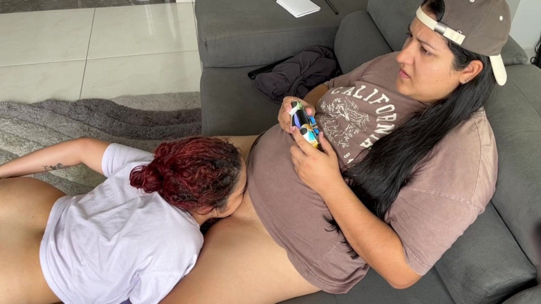 danielax: Ein wichtiges spiel und meine stiefschwester will nur meine muschi...