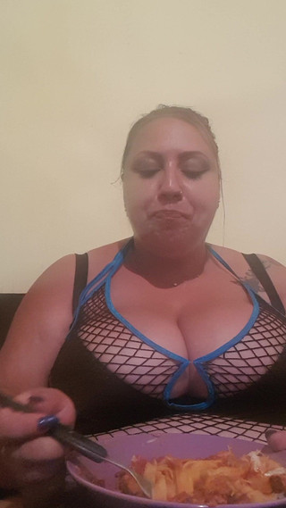 LoraBbw: 用意大利面/喂食者填满我的自我