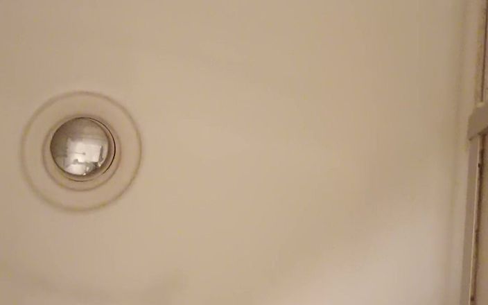 Ed Eden: Cumming Shower