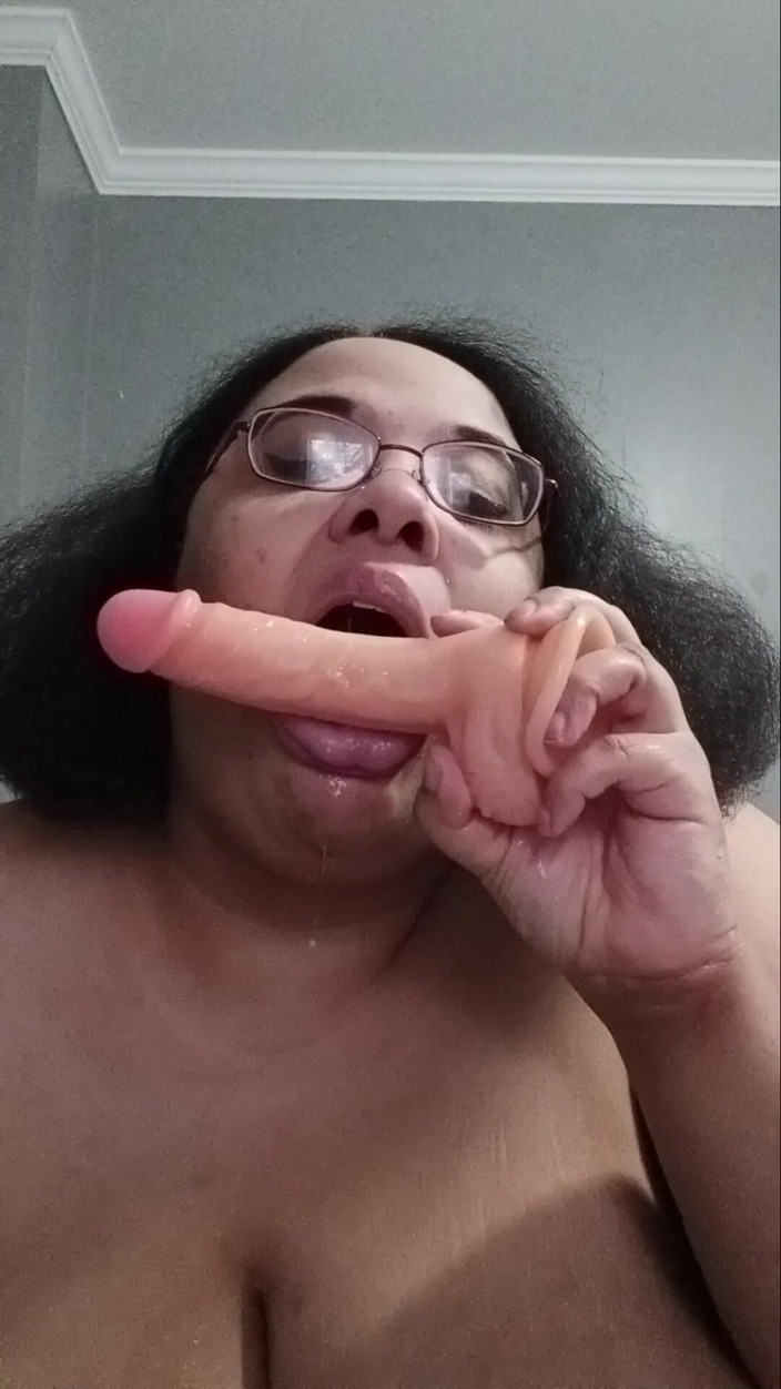 Jessica pigslut: Mag ik je zo afzuigen?