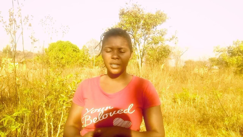 Bedeside19: Femme au foyer tranquille