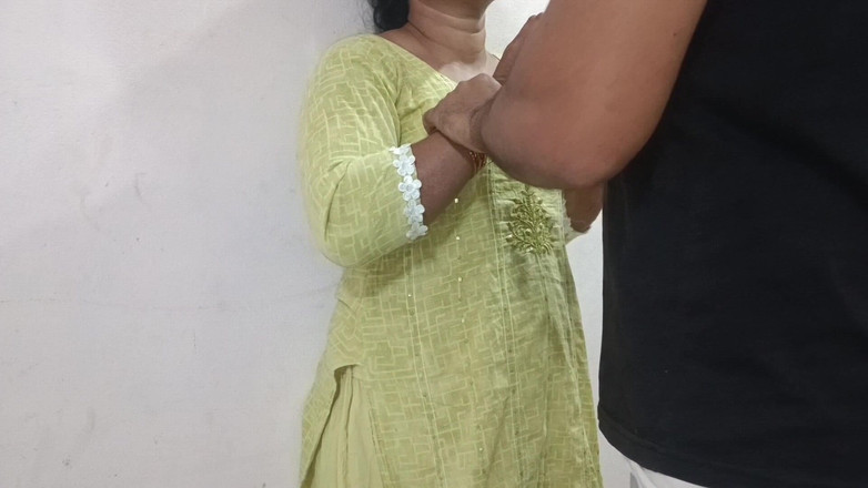 MHM: Noite arriscada do casal indiano - paixão ao ar livre fica...