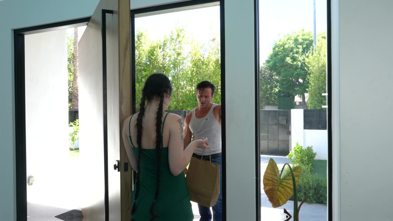 Dom Cruise: Отголода у соседей