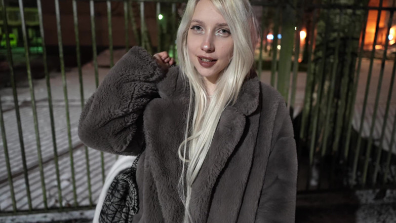 LyalkaRPG: I Met a Real Street Prostitute, Fucked Her in a...