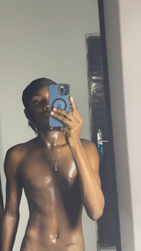 Sexy Twink Boy Get Oiled