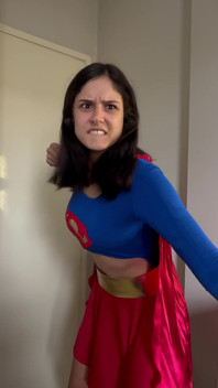 Supergirl Mesmerized - Dominanz zum gehorsam