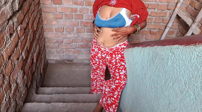 Sumaj: Desi Bhabhi ha preso il cognato parte 1