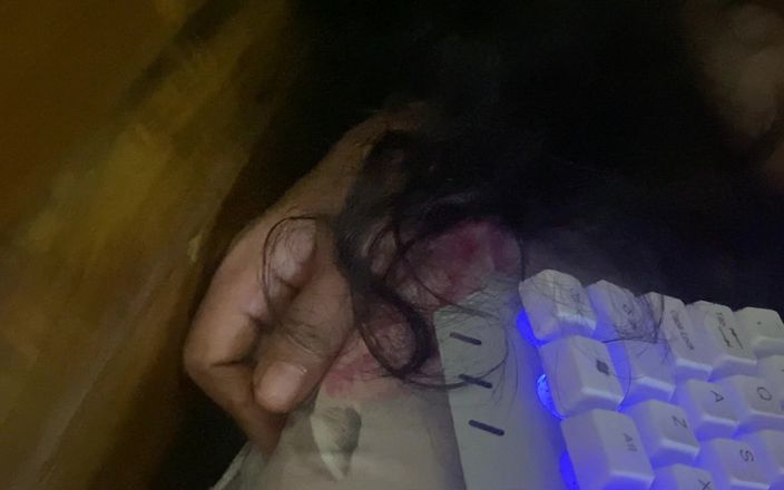 Arabicqueen: 可爱的夫妇霍尼在胡斯班出门后做爱