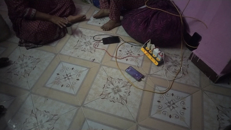 Tamil lesbian: Desi Tamil Bercakap Kotor di rumah