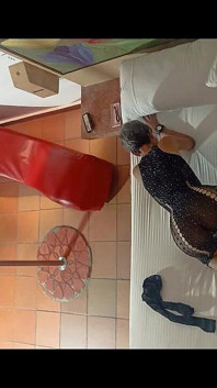 Erinnerst du dich an diesen urlaub? War es das erste mal, dass wir sex hatten? Dicker arsch, kleine titten, spanischer porno