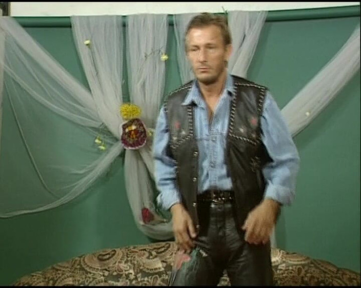 Deutsche XXX Filme: Lei è la signora tedesca che ha fatto le dita alla...