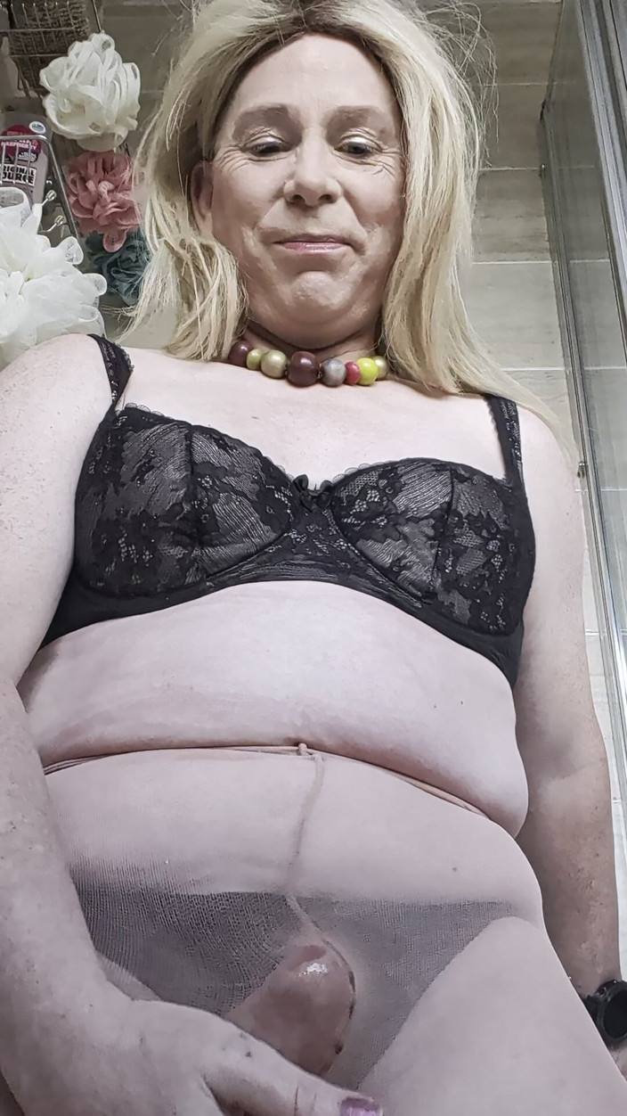 NikkiGee: Sikanie moich rajstop!