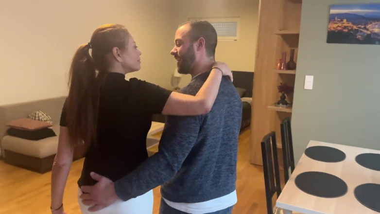 Adam Costa: Brazilská MILF je šukána před svým cuckold manželem