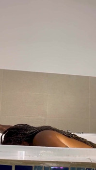 Completo Anal Martelando Na Jacuzzi