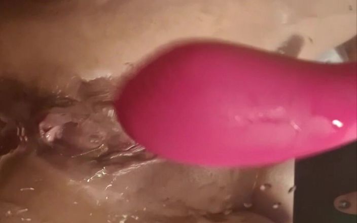 Dominatrix Redsonyja: Chơi âm hộ của tôi với đồ chơi lovense tôi là hmm
