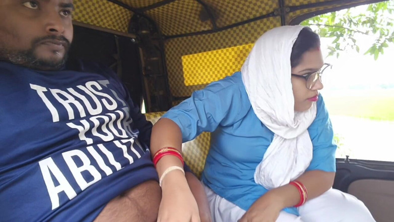 Sona bhabhi: A Beautiful Indian Stanger Girl Sucked My Dick,when I Was...