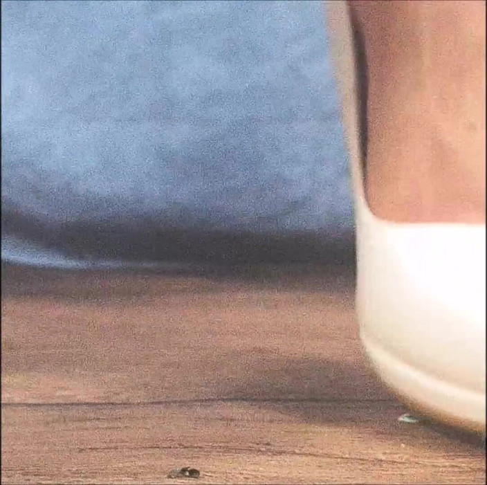 Haydee Rodriguez: Giantess Haydee Rodriguez w białych obcasach