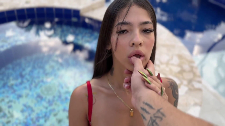 povmanfilms: Lần đầu tiên Anna Cherry thổi kèn cho tôi!