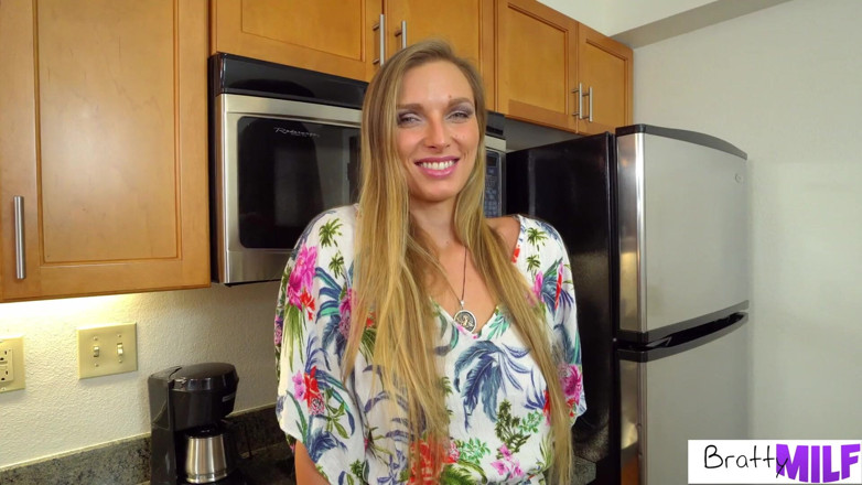 BrattyMilf: Stepmom has a new crush
