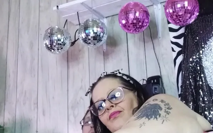 HerculesnVENUS: I'm Not Trying to Seduce You or