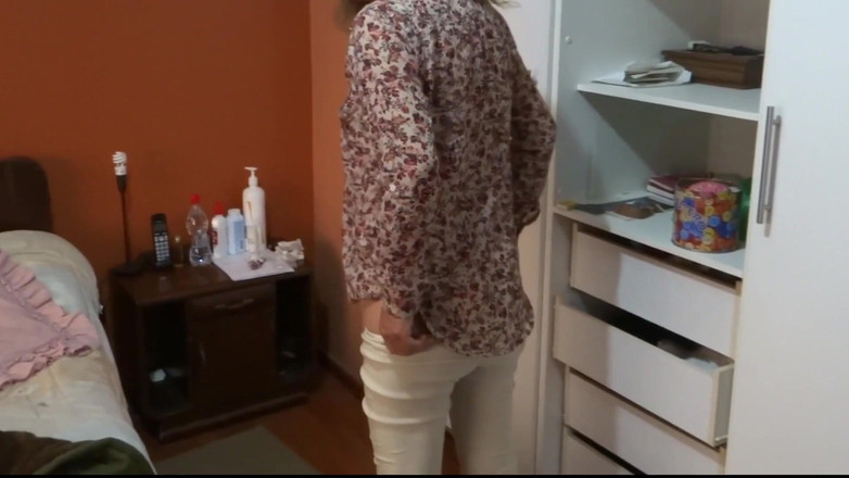 Ardientes69: Compilation de moments érotiques d’une belle-mère excitée exhibant