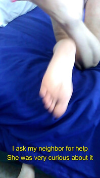 MILF Showing Soles