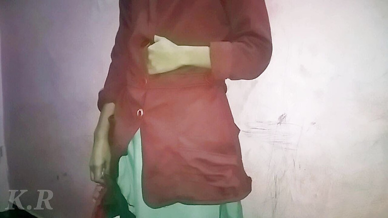 Kavyaravi: Guru meninggalkan mahasiswi india dengan dalih tussis