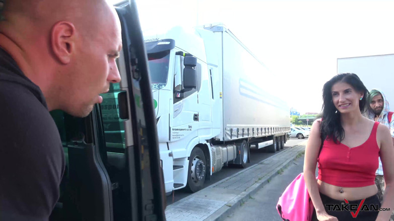 Take Van: Va călări pula, dar nu fără spermă pe fund