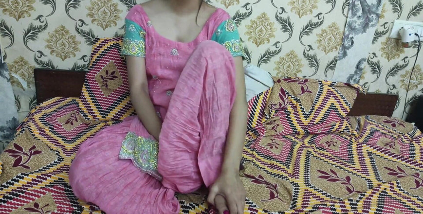 Saarabhabhi6: Cerita seks dan main peranan India buatan sendiri