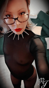 Natural Total Kombinézu Nylon Femdom Milenka Julia