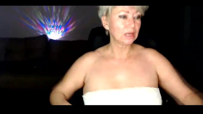 AimeeParadise: 내 새엄마는 내 웹캠 창녀야.!. (22)