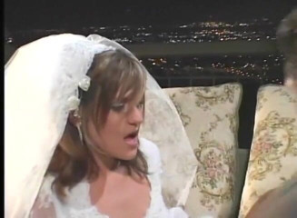 Straight to anal: Milf prende il marito con un grosso cazzo in bocca,...