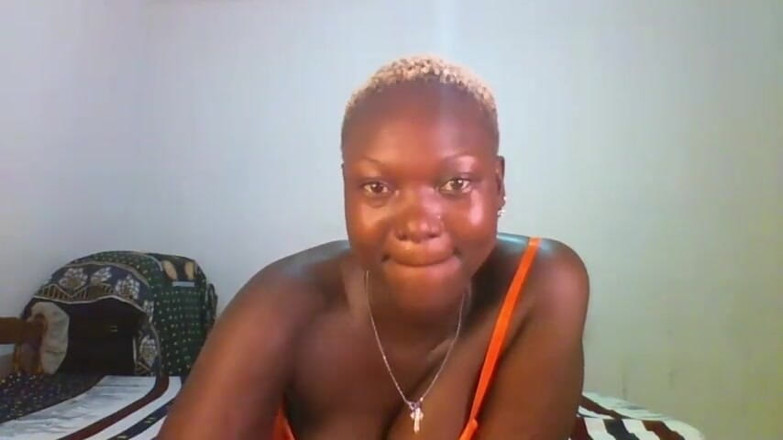 Mamaj: Найкрасивіша мамка