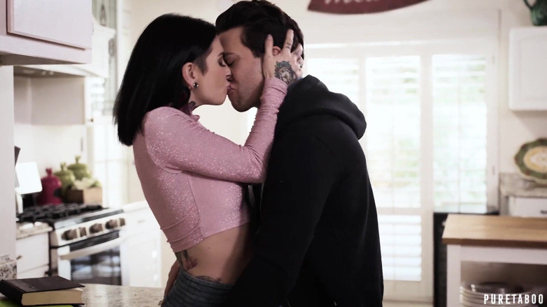 Pure Taboo: PURE TABOO - Trailer Park taboo: Kenzie Reeves, Joanna Angel, &amp; Small...