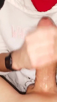 Nadržená nevlastní sestra saje tlustého ptáka v roztomilé pjs POV