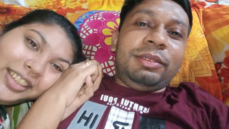 Desivideo: Ho fatto la mia sorellastra con grandi tette accetta di...