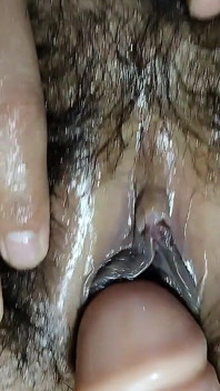 O gar may ungli dal guy se divertiu com sua meia-irmã