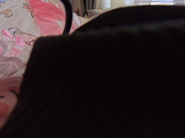 Aiko Maine: 360 देखने का बिंदु: आपका भरवां खिलोना मुझे अनबॉक्स देखता है और धीरे-धीरे नए कपड़ों के लिए कपड़े उतारता है