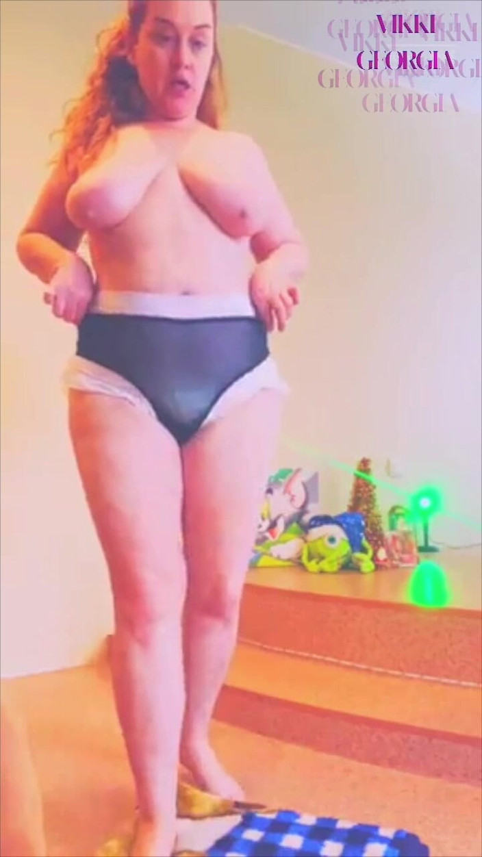 VikkiGeorgia: Custom Fashion Show