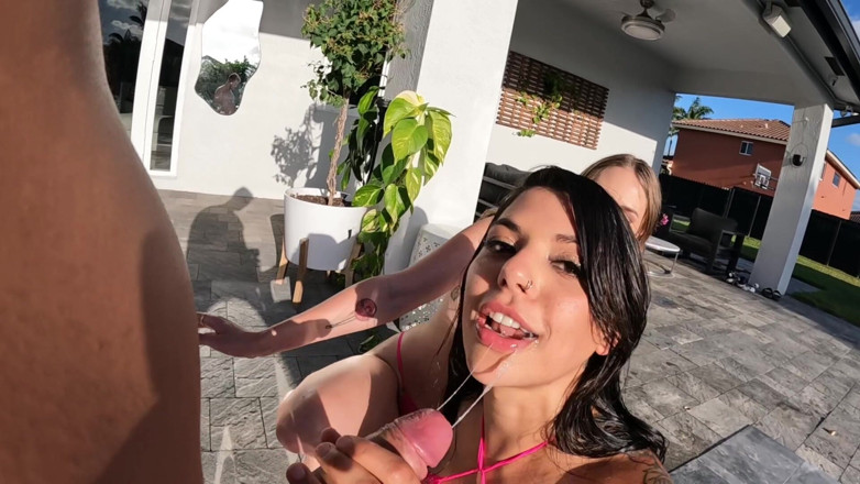 Angel Youngs: Gina Valentina ve Andre Rico ile havuz kenarında üçlü seks