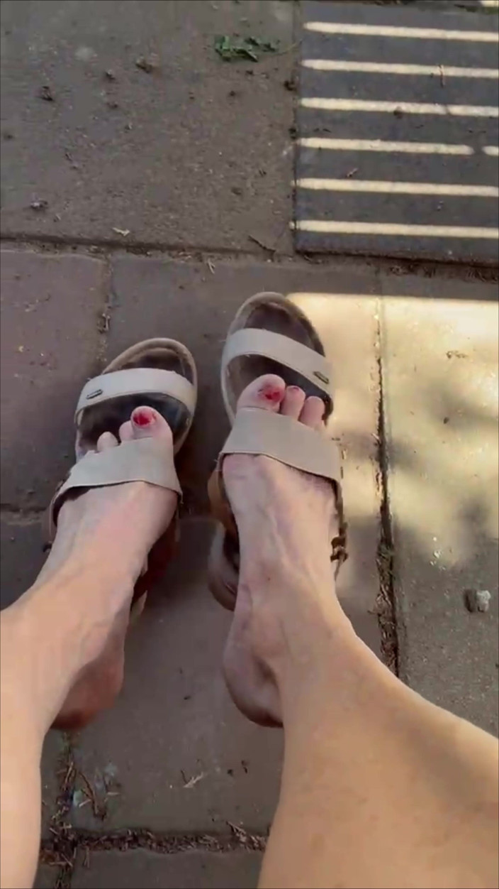 Goldschatz59: Mes Vieux Pieds Ont Une Courte Pause