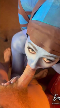 Sudut pandangan pertama: Bintang Perang Twi'lek Cosplay Kongkek Kasar Amatur