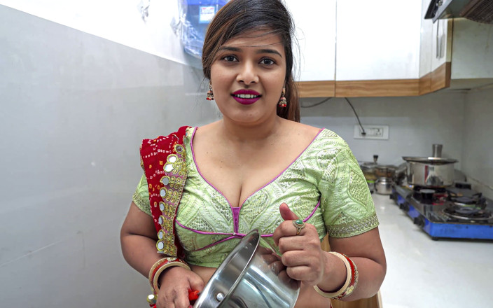 pinki_cute: My Stepmom Paying Bill to Milkman, by Tight Pussy Fuck...