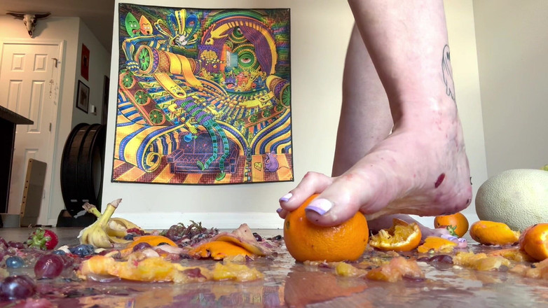 Peppermint Giantess: Größe 16 Foot crush mit Obst von 67 goddess