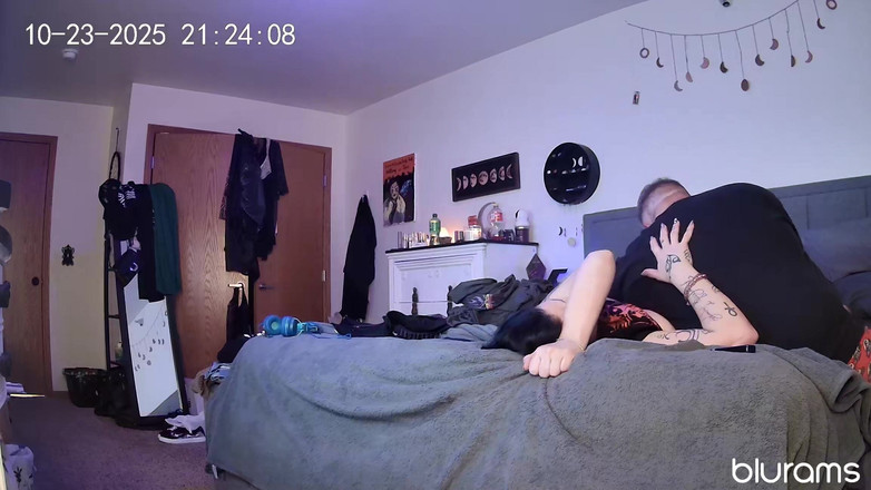 New favorite addiction: 새로운 장난감